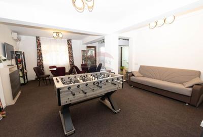 Vila cu curte de inchiriat- sector 1 - 4