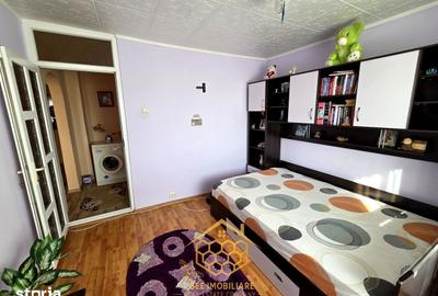 Apartament cu 3 camere decomandat în Central - 1