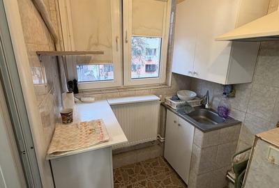 Apartament cu 2 camere decomandat în Titan - 4