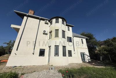 Casa recent renovata, Dealul zorilor, 10 min de Parcul Copou - 1