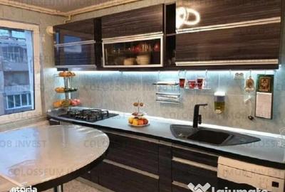 Apartament cu 4 camere decomandat în Tractorul - 4