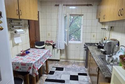 Apartament cu 3 camere în Micro 16 - 8