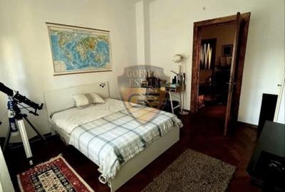 Apartament cu 4 camere semidecomandat, mobilat în Ultracentral - 1