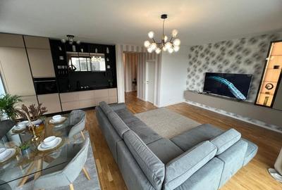 Apartament cu 4 camere decomandat, mobilat în Băneasa