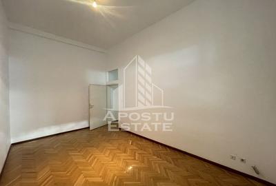 Spațiu comercial, de 125 mp, în Ultracentral - 8