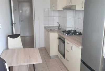 Garsonieră decomandată în Nicolina - 4