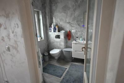 Casă cu 5 camere cu Teren 1100 Mp în Central - 2