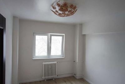 Apartament cu 4 camere semidecomandat în Tei - 3