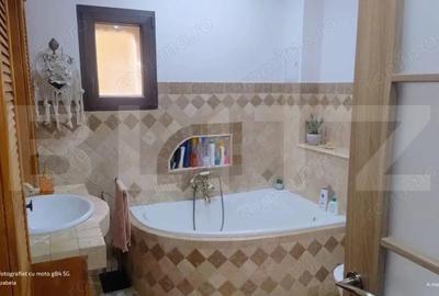 Casă cu Teren 400 Mp în Central - 14