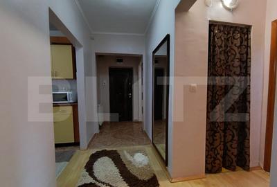 Apartament cu 3 camere ?i living in suprafa?a de 65 mp - 2