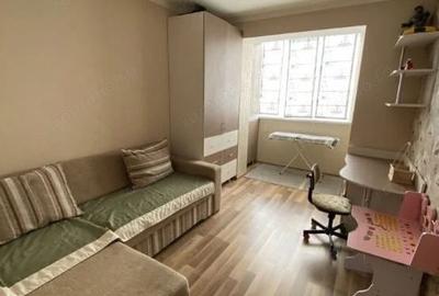 Apartament cu 3 camere în Parcul Carol - 3