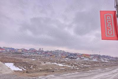 Teren de 11000 mp, în Traian - 2