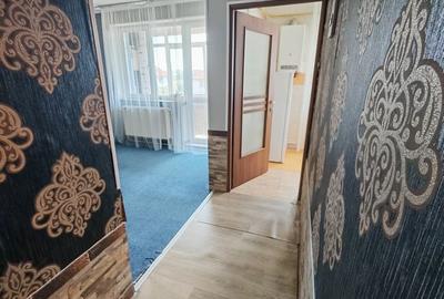 Apartament cu 2 camere decomandat în Central - 1