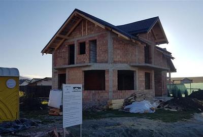 Casă cu 5 camere cu Teren 541 Mp în Exterior Est - 14