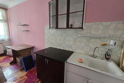 EXCLUSIVITATE, COMISION ZERO! Apartament ?n casă(3 camere), CENTRU! - 2