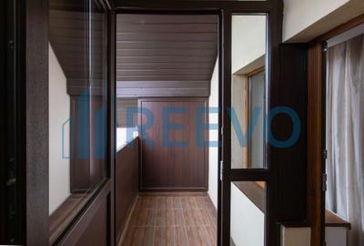 Penthouse cu 5 camere decomandat, mobilat în Calea Moldovei - 22