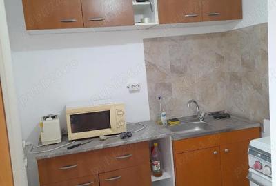 Casă cu Teren 2200 Mp în Cândești - 3