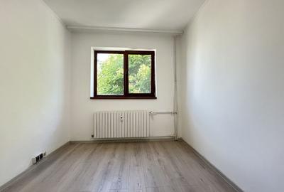Apartament cu 3 camere semidecomandat în Tomis Nord - 4