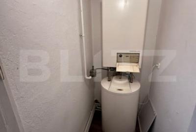 Apartament cu 4 camere decomandat în Central - 1