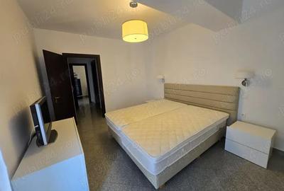Apartament cu 3 camere decomandat în Mamaia