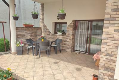 Casa 4 camere, central, Radauti! - 9