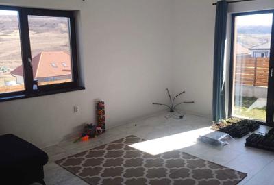 Casă cu 4 camere în Exterior Vest - 3