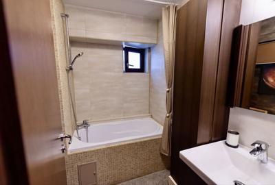 Apartament cu 3 camere decomandat în Ultracentral