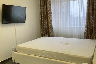 Apartament de vanzare in zona Tractorul - 2