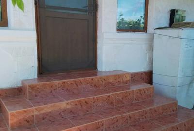 Vind casa la tara - 3