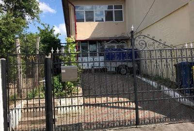 Casă cu 5 camere cu Teren 357 Mp în Central - 9