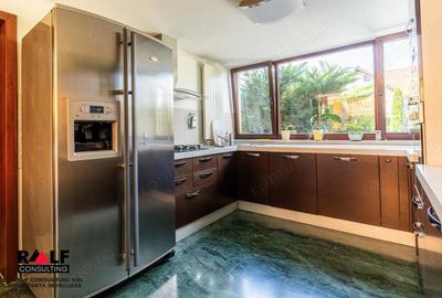 Vila de lux cu un design deosebit, piscina, teren de tenis, regim de inaltime P+M+S, zona Girocului - 3