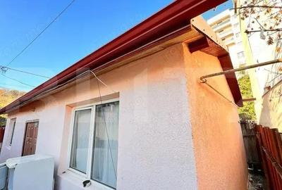 Casă cu 2 camere cu Teren 130 Mp în Nicolina - 1