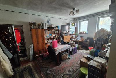 Apartament cu 5 camere decomandat în Calea Călărașilor - 9