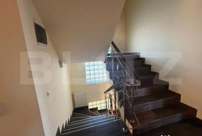 Casă cu 9 camere cu Teren 1000 Mp în Central - 5