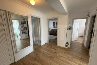 Apartament cu 3 camere decomandat, 70 mp, zona Decebal - 12