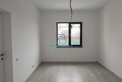 Casă individuală cu 4 camere cu Teren 340 Mp în Gulia - 11