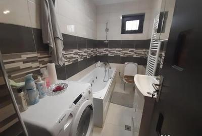 Casă cu 1 camere cu Teren 940 Mp în Central - 3