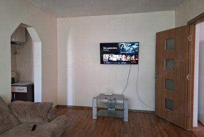 Apartament cu 3 camere semidecomandat în Central - 3