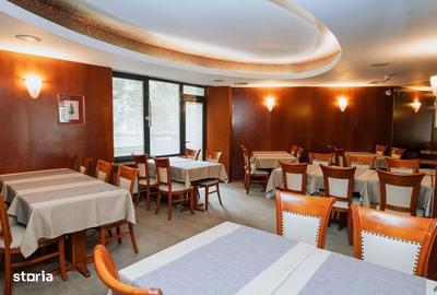 Spațiu comercial, de 100 mp, în Romană