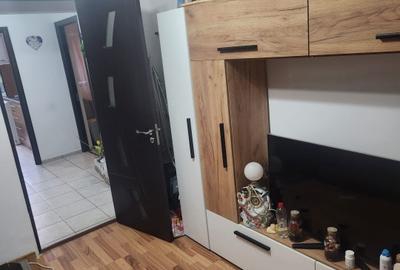 Apartament cu 3 camere decomandat în Inel II