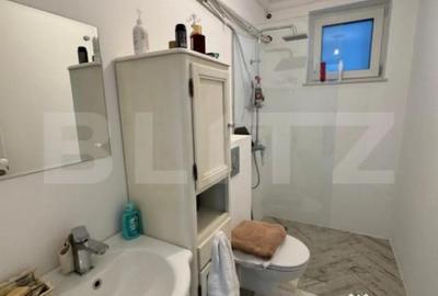 Casă cu 4 camere cu Canalizare în Central - 2