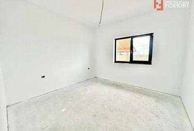 Casa individuala cu 4 camere - Toate utilitatile + Asfalt - Mosnita Noua - 13