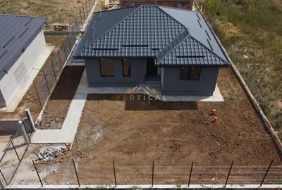 De vanzare Casa parter, 3 Camere cu incalzire in pardoseala | Berceni De vanzare Casa parter, 3 Camere cu incalzire in pardoseala | Berceni - 1