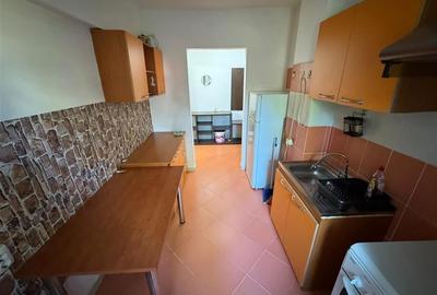 Apartament cu 2 camere semidecomandat în Gară