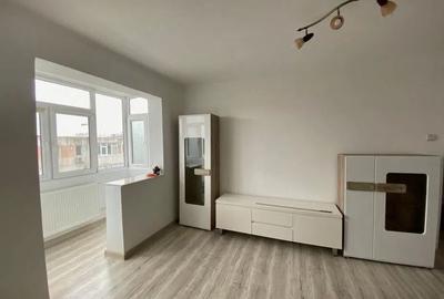 Inchiriere 2 camere, zona Tomis Nord Campsu - 4