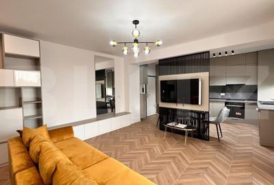 Apartament cu 2 camere decomandat în 1 Mai