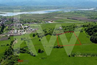 Bradu, Sibiu terenuri 500 mp cu priveli?te la mun?i ?i rau, doar 8.000 - 5