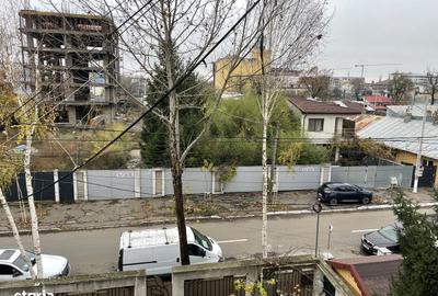 Apartament cu 3 camere în Central - 1