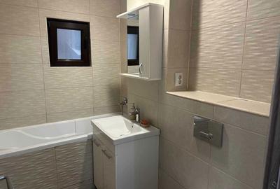 Apartament cu 3 camere decomandat în Buzaului - 7