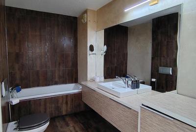 Apartament cu 3 camere decomandat în Central - 2